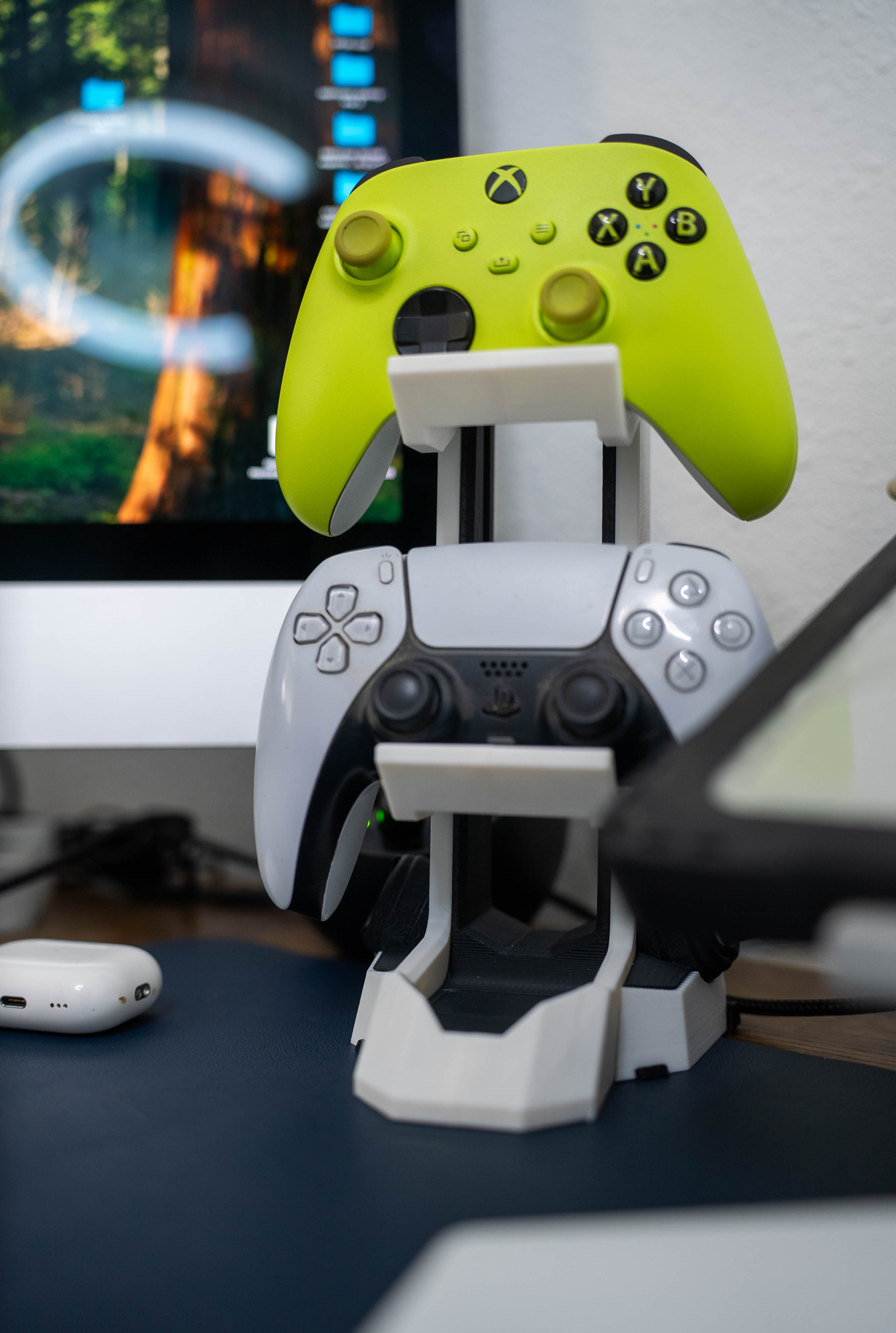 Dual BW stand image 4